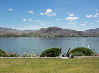 108 Westlake Rd, Oroville, WA 98844