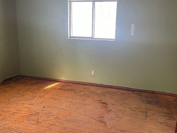 4th image of 1837 Milburn Ave