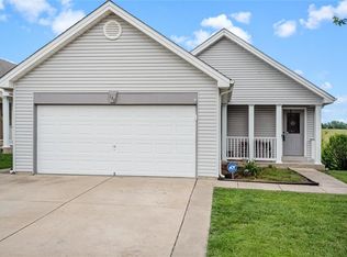 140 Autumn Oaks Dr, Troy, MO 63379