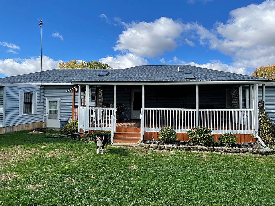 2nd image of 1090 Underwood South Dr