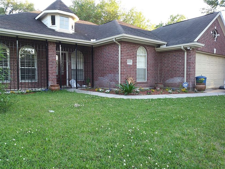 1st image of 11123 Holly Hill Ln