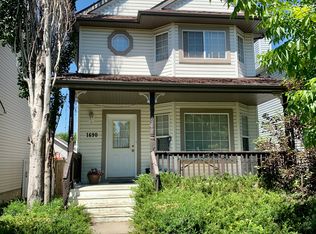 1690 Tompkins Wynd NW, Edmonton, AB T6R2Y4