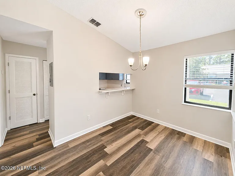 8322 Derbyshire Pl — Photo 4