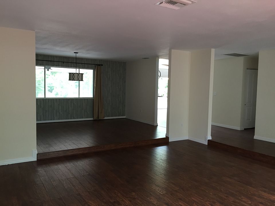Living room and diningroom