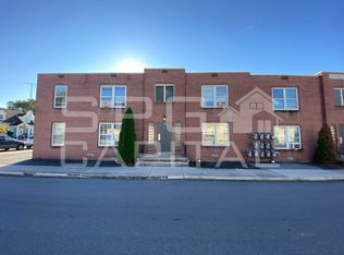 300-304 W Walnut St #3, Hanover, PA 17331