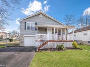 513 Sunnemeade Ave, Warminster, PA 18974