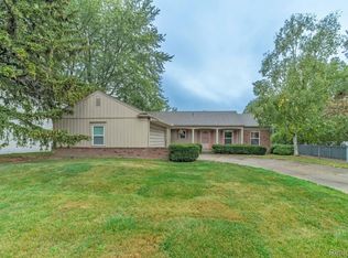 35390 Hatherly Pl, Sterling Heights, MI 48310