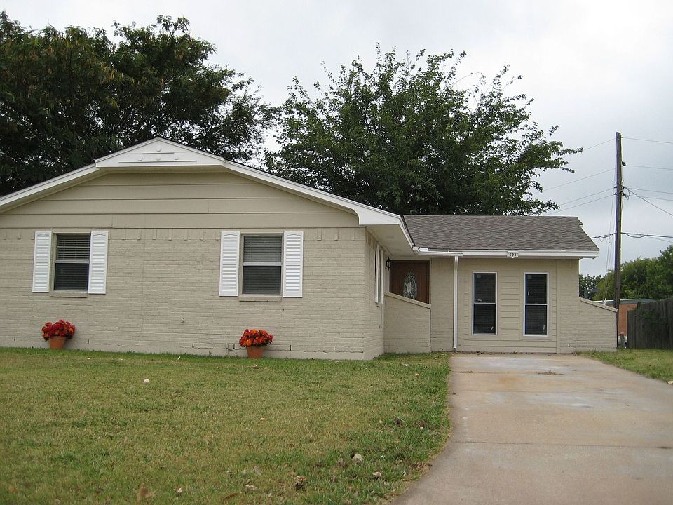 503 NE Angus