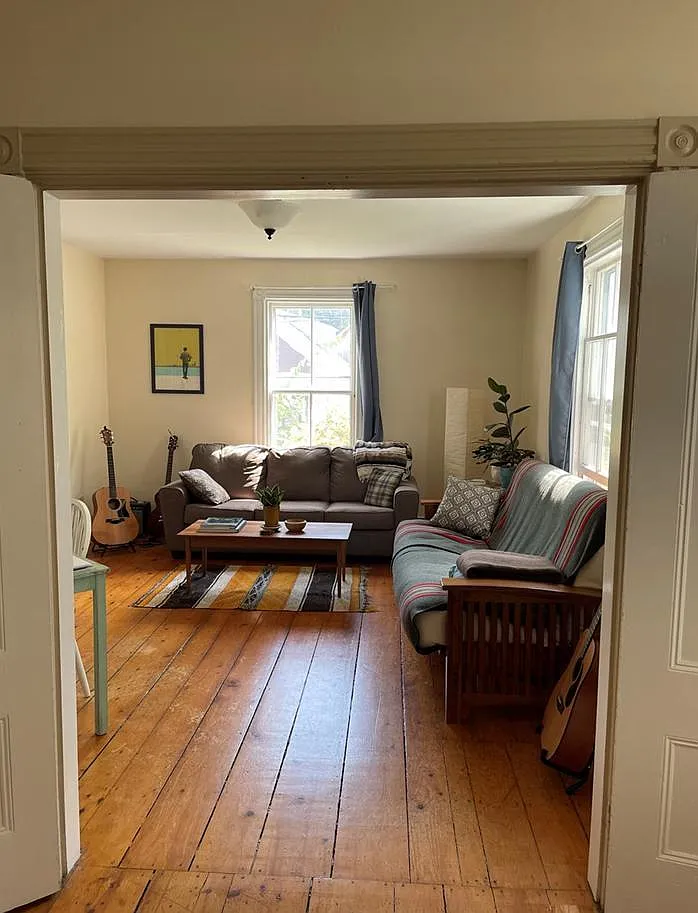 2 bed, 1150 sqft, $2,100 — Photo 2