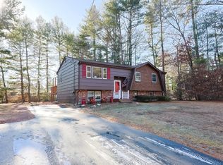 9 James St, Norton, MA 02766