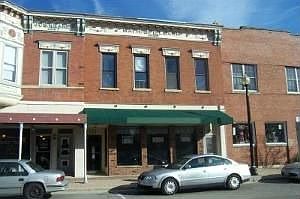1st image of 115 Main St