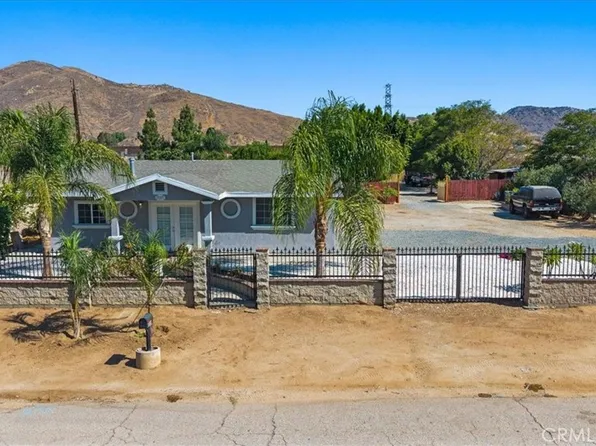 8309 40th St, Riverside, CA 92509