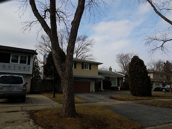 2nd image of 250 Bennett Ln