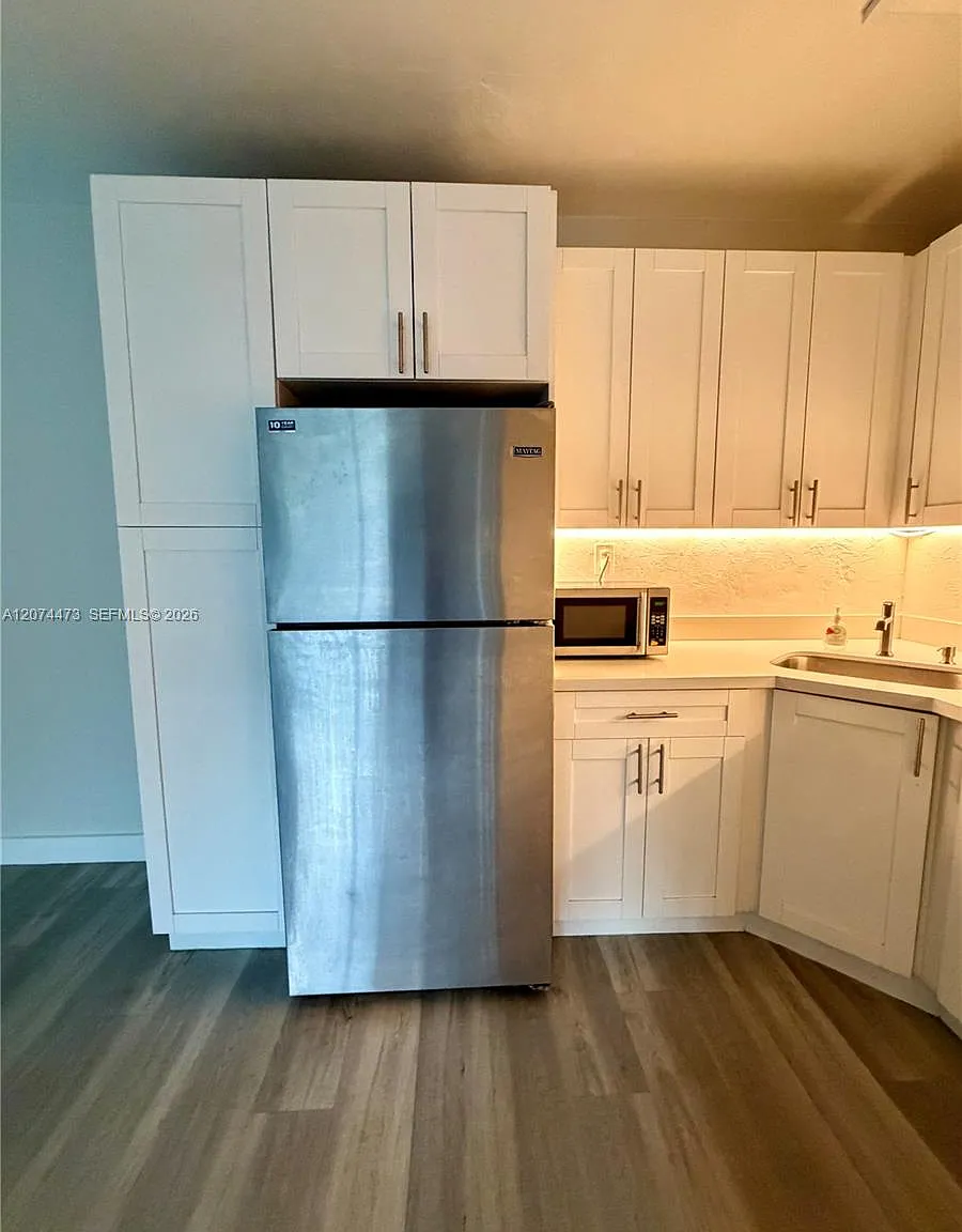 7400 Harding Ave — Photo 3