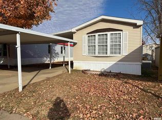 126 Delta Dawn Rd, Springfield, IL 62707