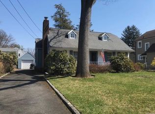 55 Colonial Rd, Midland Park, NJ 07432