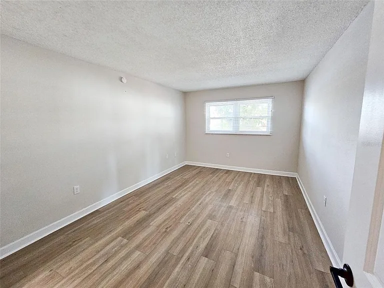5900 Shore Blvd S #101 — Photo 24
