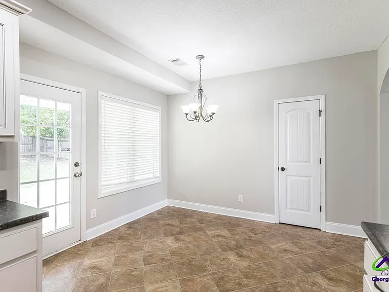 510 Leisure Lake Dr — Photo 16