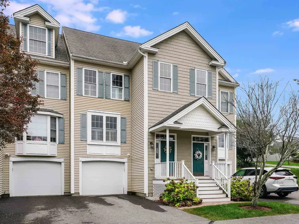 22 Georgetowne Drive #22, Nashua, NH 03062