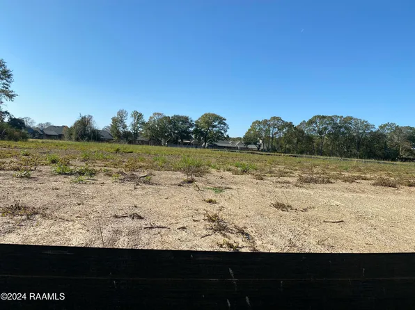 205 Leaning Oak Dr, Lafayette, LA 70508