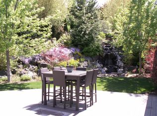 2355 E 6th St, Moscow, ID 83843