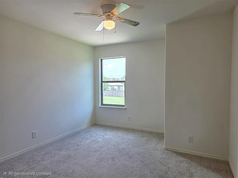 160 Mistletoe Ln — Photo 18