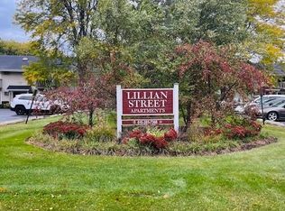 Lillian Street, McHenry, IL 60050