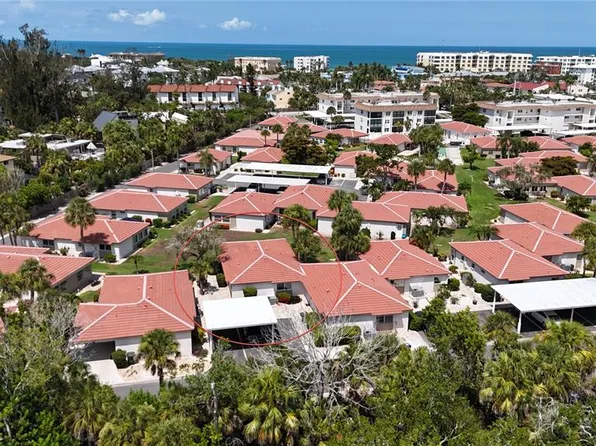 159 Vista Hermosa Cir #27-B, Sarasota, FL 34242