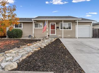 1266 Lindberg Ln, Petaluma, CA 94954
