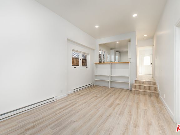 4th image of 2618 2nd St #C