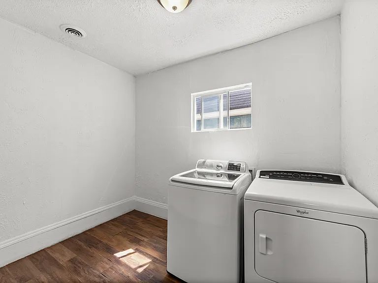 8302 Sowinski Ave #UP — Photo 9