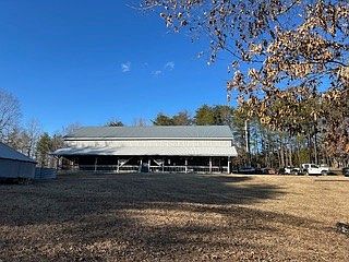 2nd image of 35 Charlotte Ln