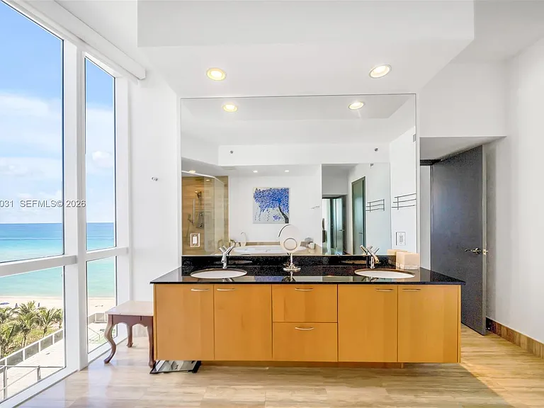 16001 Collins Ave #701 — Photo 35