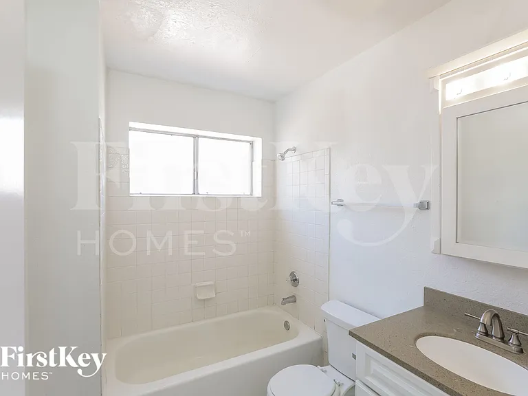 6849 W Yucca St — Photo 13