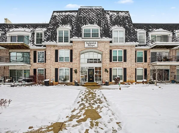 820 Lincolnway W APT 211, Mishawaka, IN 46544