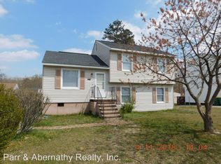 1707 Bexley Dr, Hopewell, VA 23860