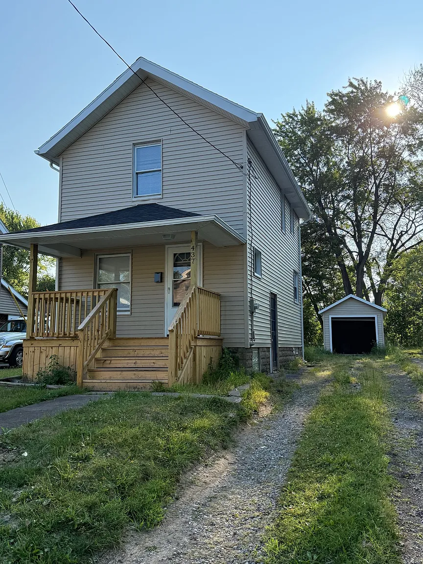 437 Bonnie Brae Ave SE photo 1