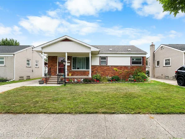 15621 Cameron St, Southgate, MI 48195