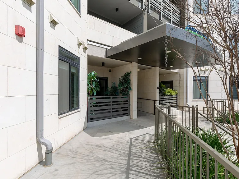 3600 S Lamar Blvd #106 — Photo 2