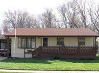 5005 Laurel Ct, Sioux City, IA 51106