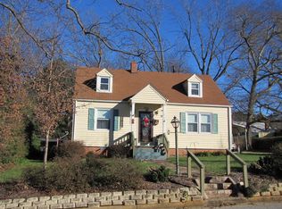 715 Grove Ave, Chase City, VA 23924