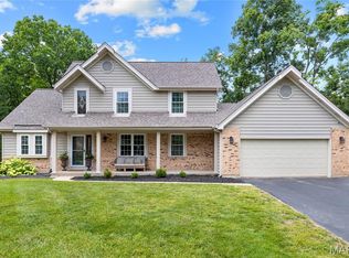 60 Golden Ridge Ct, Saint Charles, MO 63304