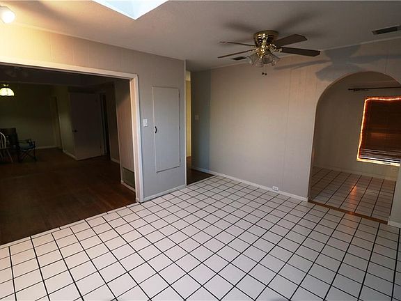 2nd image of 4510 Bluebelle Ln