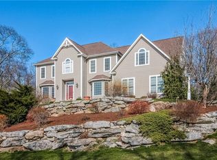 208 Long Wharf Dr, Mystic, CT 06355