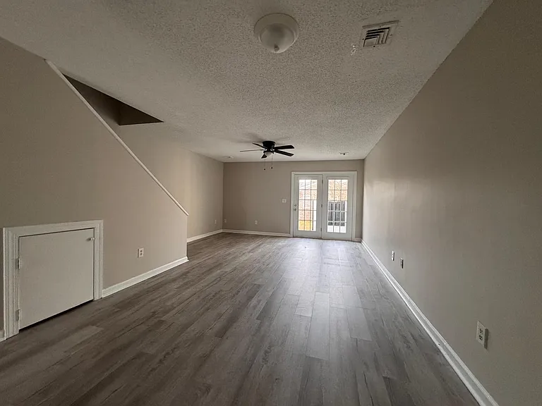 4807 Little River Rd #9 — Photo 10
