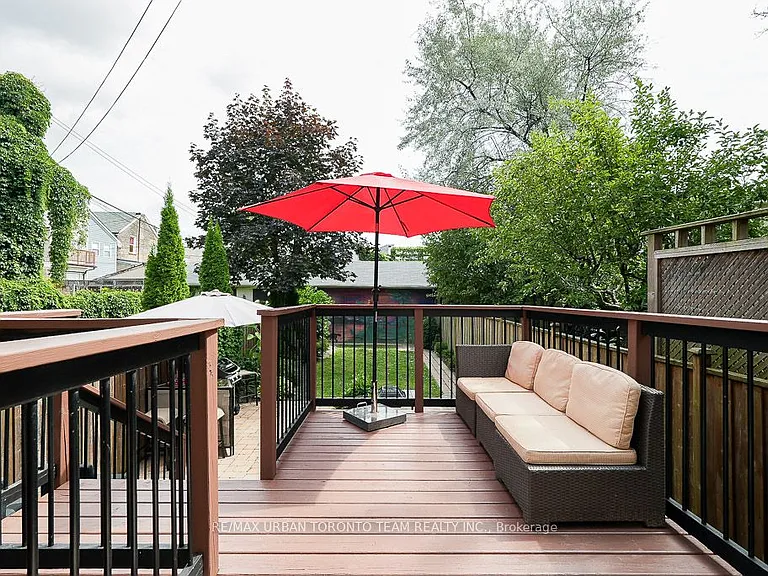 21A Grove Ave — Photo 32