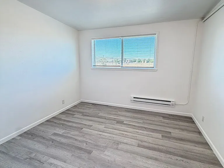 6379 Arnold Dr NE — Photo 9