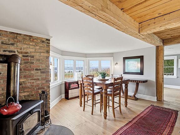 5th image of 1552 Heifer Rd