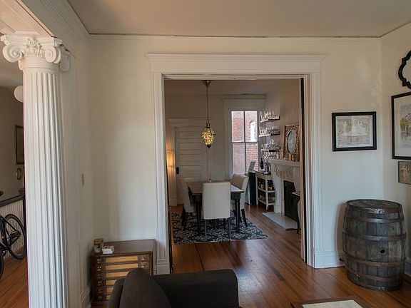 2nd image of 2302 Stuart Ave #A