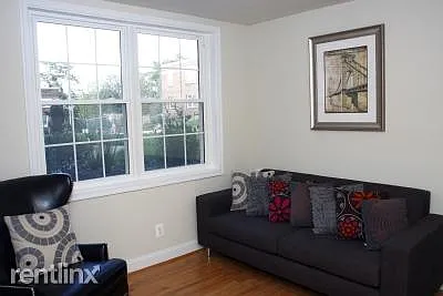 2 bed, 600 sqft, $1,650 — Photo 2